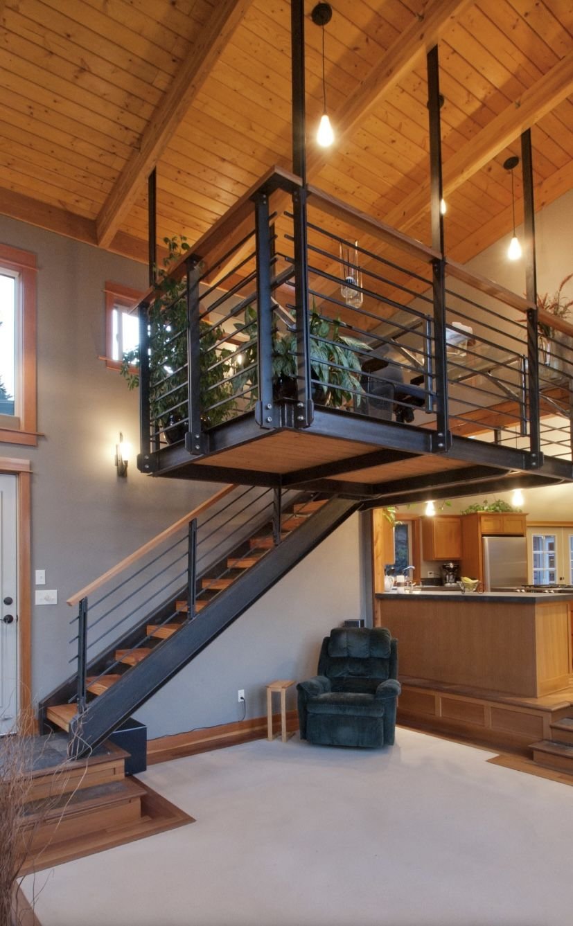 Mezzanine Area Hobi