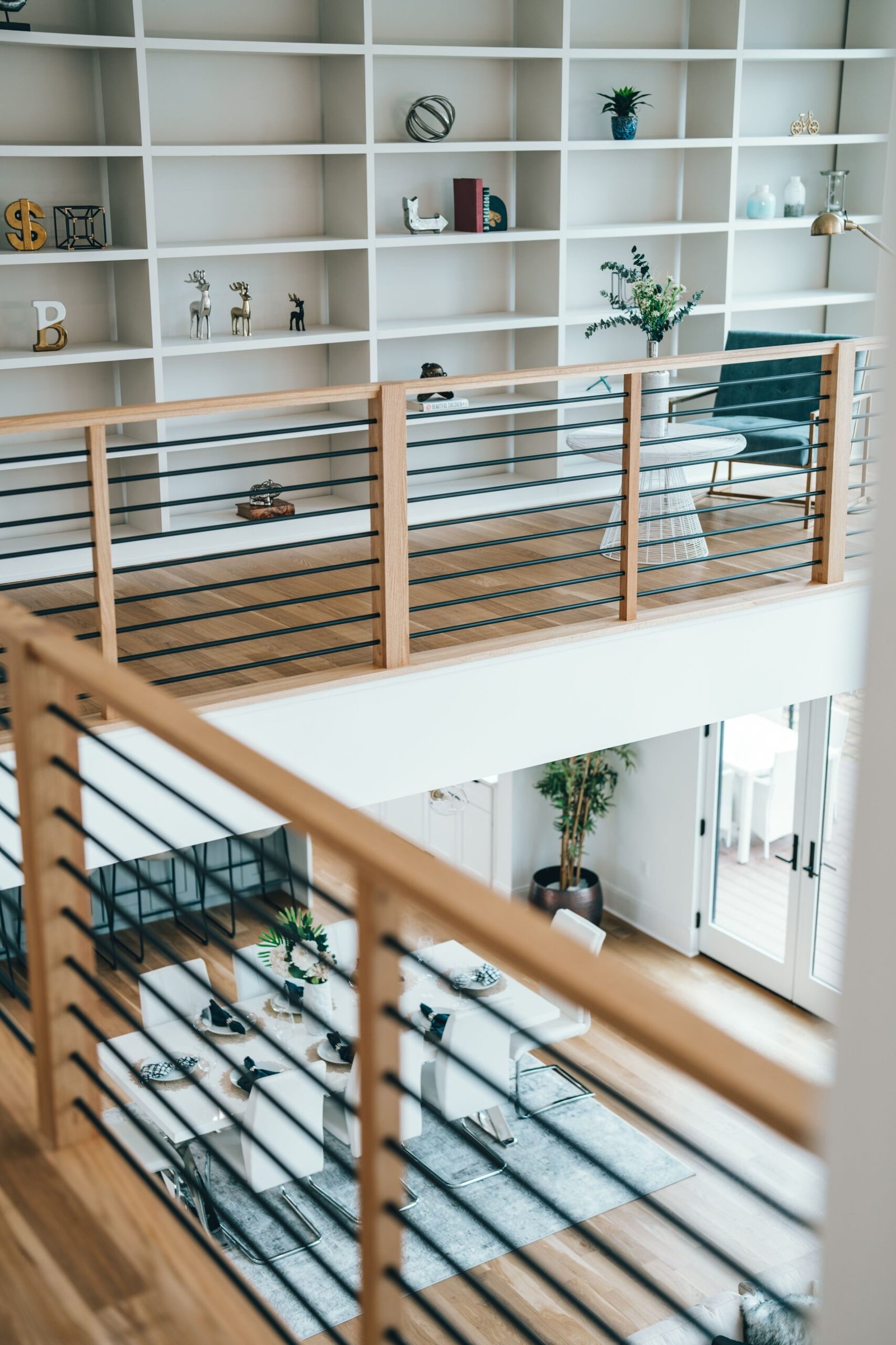 Mezzanine Compact